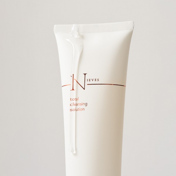 NIEVES TOTAL CLEANSING SOLUTION BY NIEVES ALVAREZ 100 ML 2